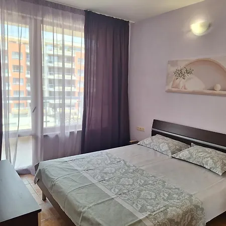 Apartman тристаен с уникална гледка-южен плаж поморрие, новия град