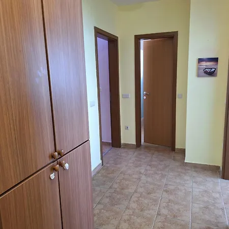 тристаен с уникална гледка-южен плаж поморрие, новия град Apartamento Pomorie